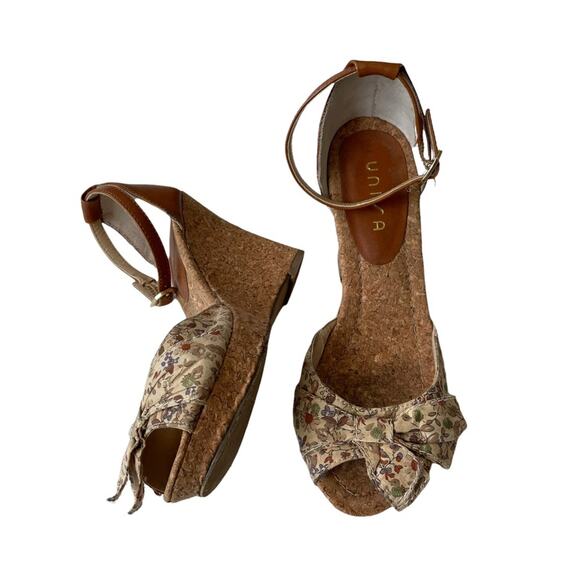 Unisa Wedge Floral Cork Peep Toe Neutral Tan 7 GUC - Picture 1 of 10